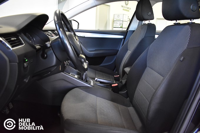 SKODA Octavia 1.4 TSI Wagon Active G-Tec
